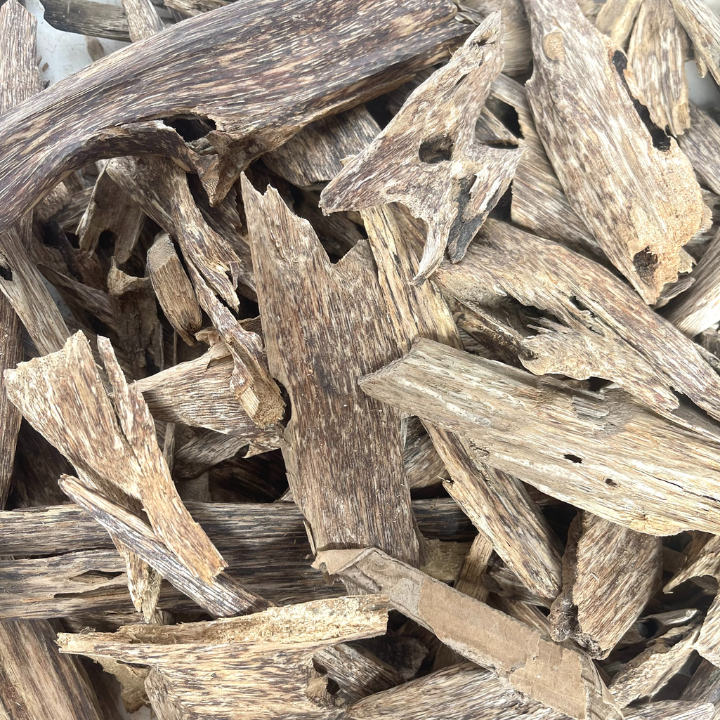 Grade AA+ Oud Agarwood Wood Chips – Natural Resin-Rich Aromatic Pieces